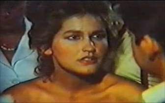 少年を誘惑する女性 昔の映画 セクシーなワンシーン
