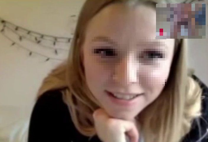 『アプリ情報』某ビデオ通話で金髪美女に射精みてもらったwww